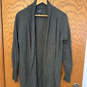 GAP Women's Gray Cardigan Sweater